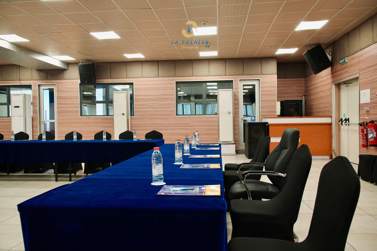 Gala La Falaise Bonapriso — Soirée prestige Douala Cameroun