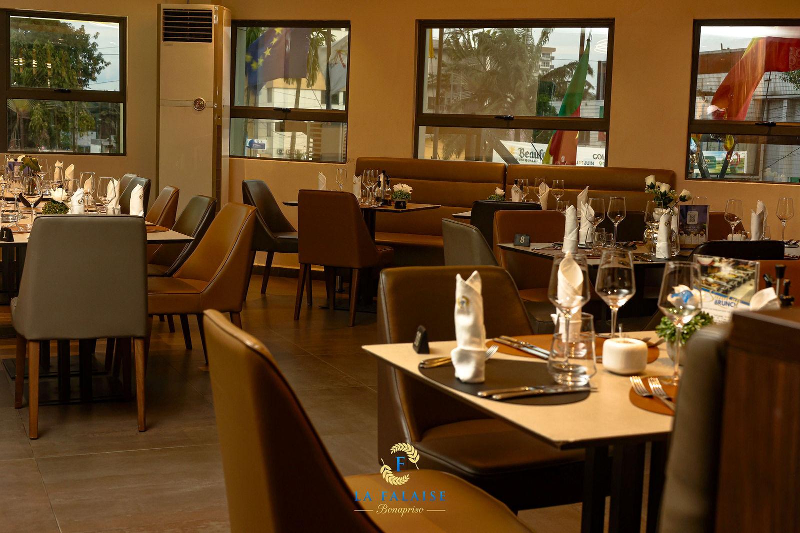 Restaurant MKM Signature La Falaise Bonapriso — Gastronomie Douala Cameroun
